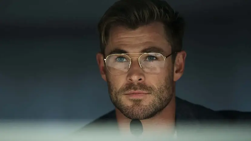 Crítica de &#8216;Spiderhead&#8217;, de Joseph Kosinski con Chris Hemsworth y Miles Teller (Netflix)