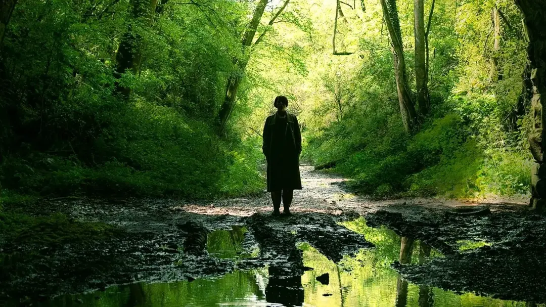 Crítica de 'Men', de Alex Garland con Jessie Buckley (A24)