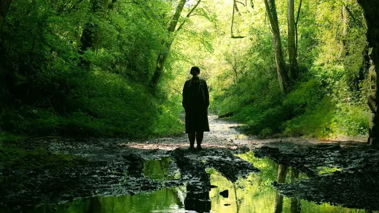 Crítica de 'Men', de Alex Garland con Jessie Buckley (A24)