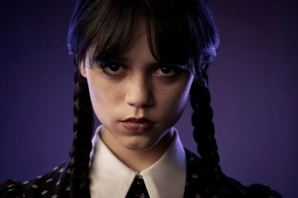 Mirá el primer avance oficial de ‘Merlina’, la serie de Tim Burton con Jenna Ortega