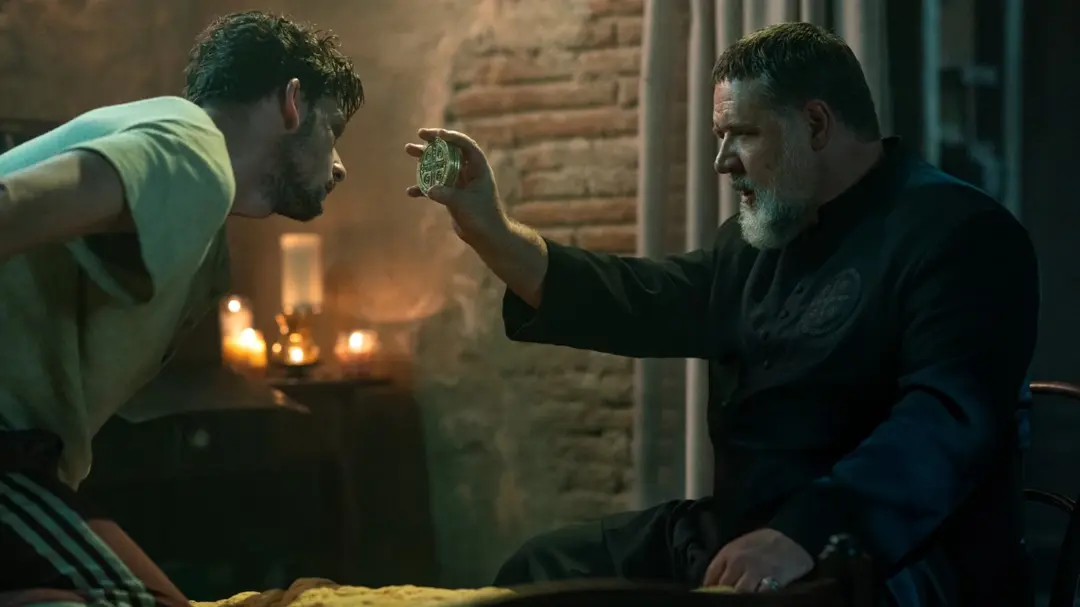 Crítica de 'El exorcista del Papa', la película de Russell Crowe que está molestando a la iglesia