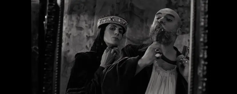 Crítica de &#8216;UBU&#8217;, de Paulo Abreu: una adaptación del teatro absurdo