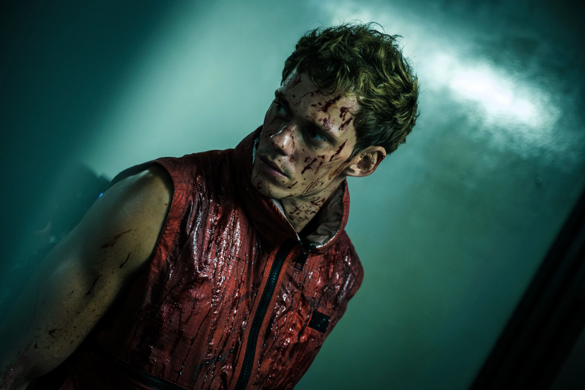 Crítica de &#8216;Contra todos&#8217;, sobre el cine de acción con Bill Skarsgård