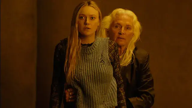 Dakota Fanning en Observados película