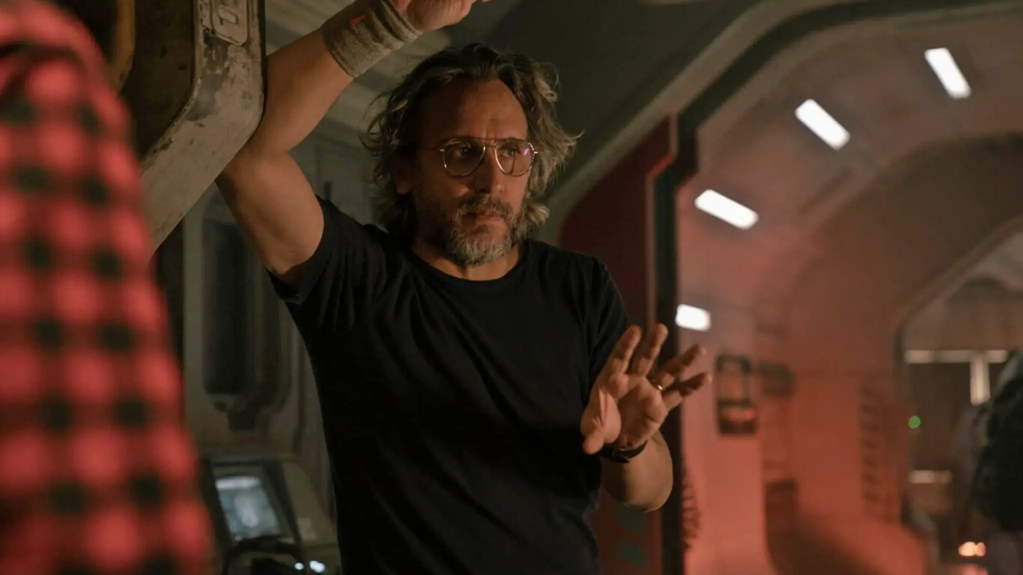 Fede alvarez dirigiendo Alien Romulus