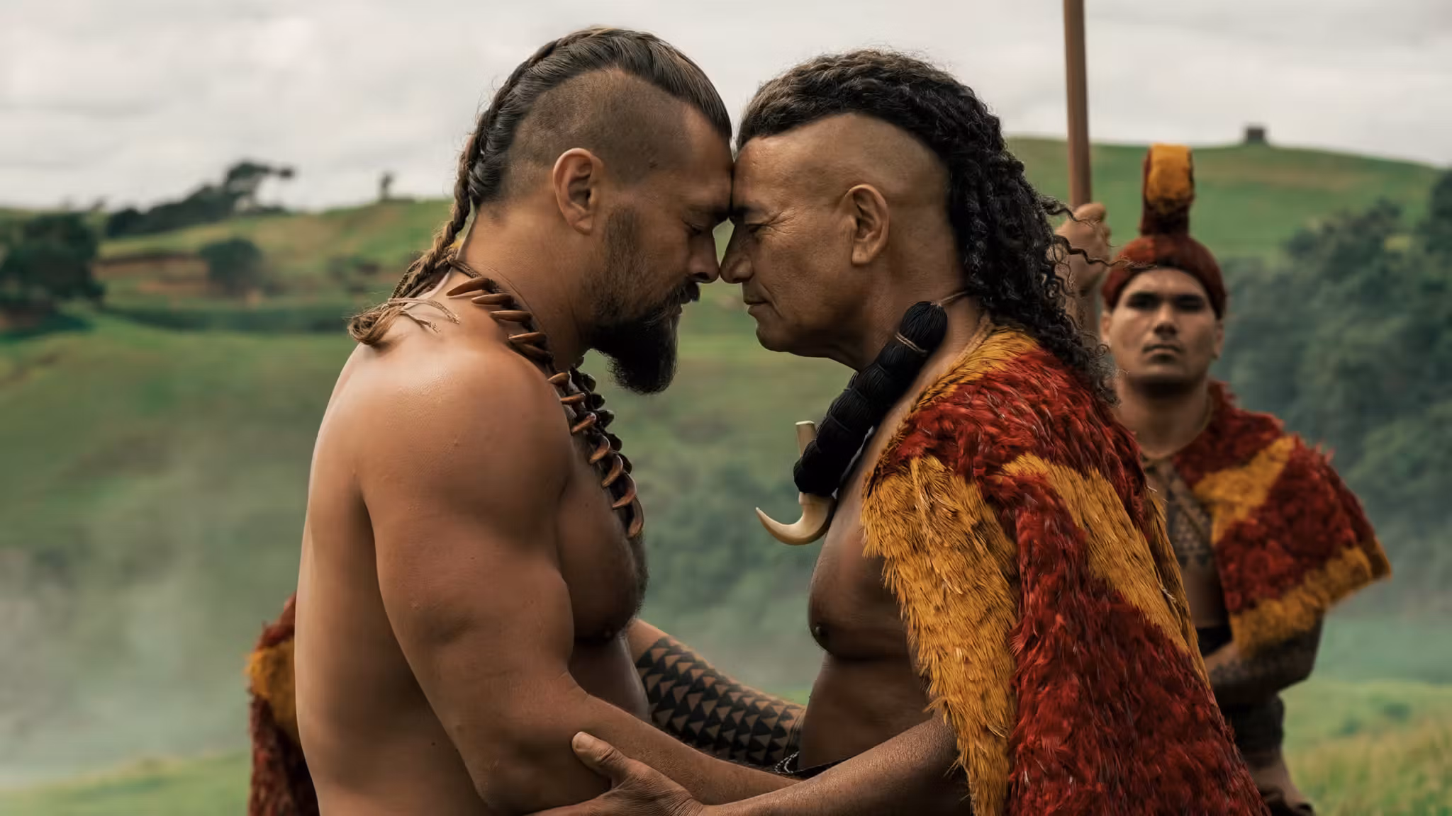 Jason Momoa en Chif of War serie de Apple TV+