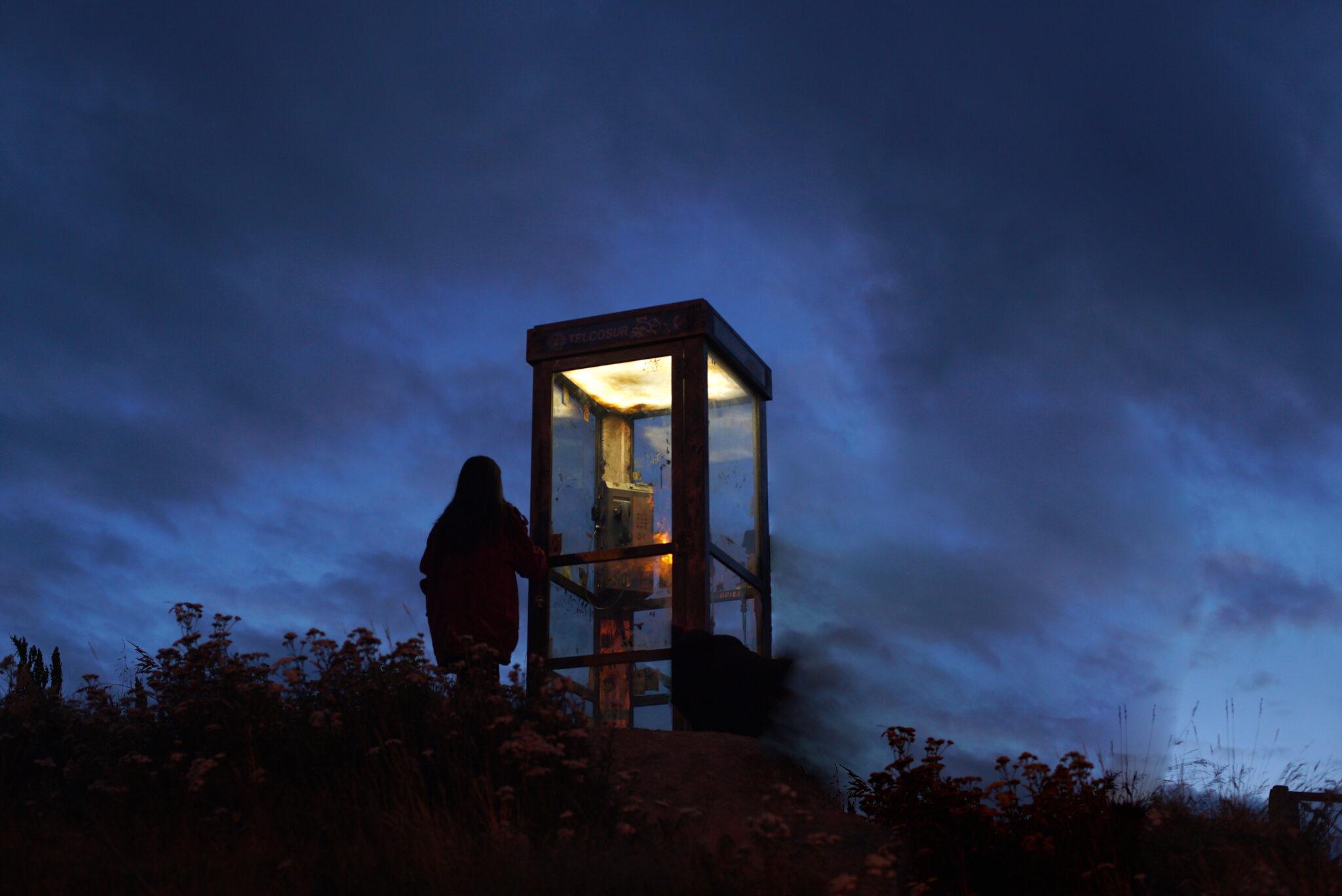 Crítica de ‘Risa y la cabina del viento’, de Juan Cabral