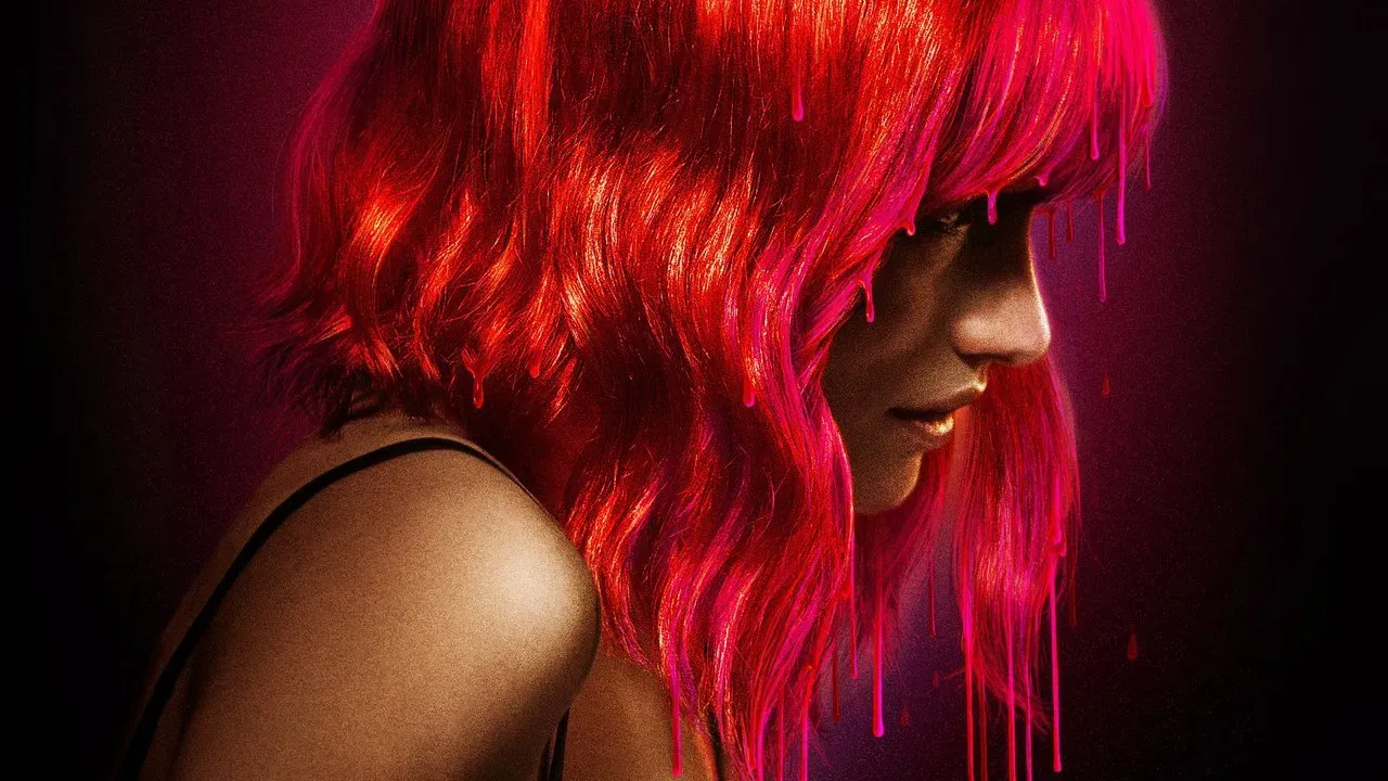 Strange Darling fondo