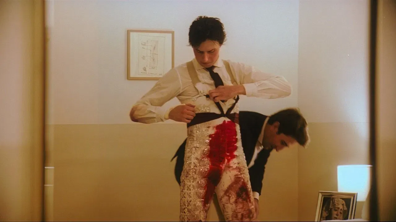 Tardes de soledad fondo