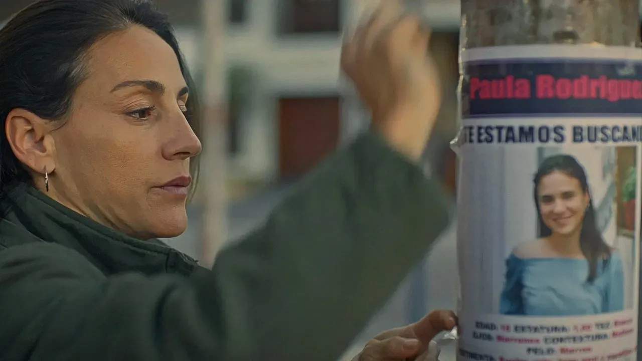 Historias invisibles fondo