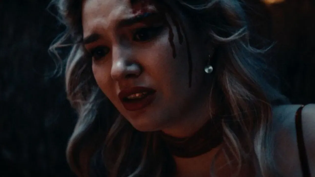 Whistle: El silbido del mal fondo