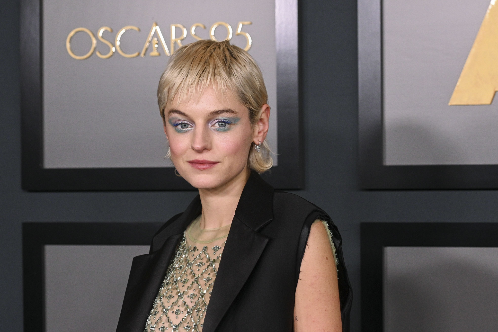 Emma Corrin se une a Ryan Reynolds en 'Deadpool 3'