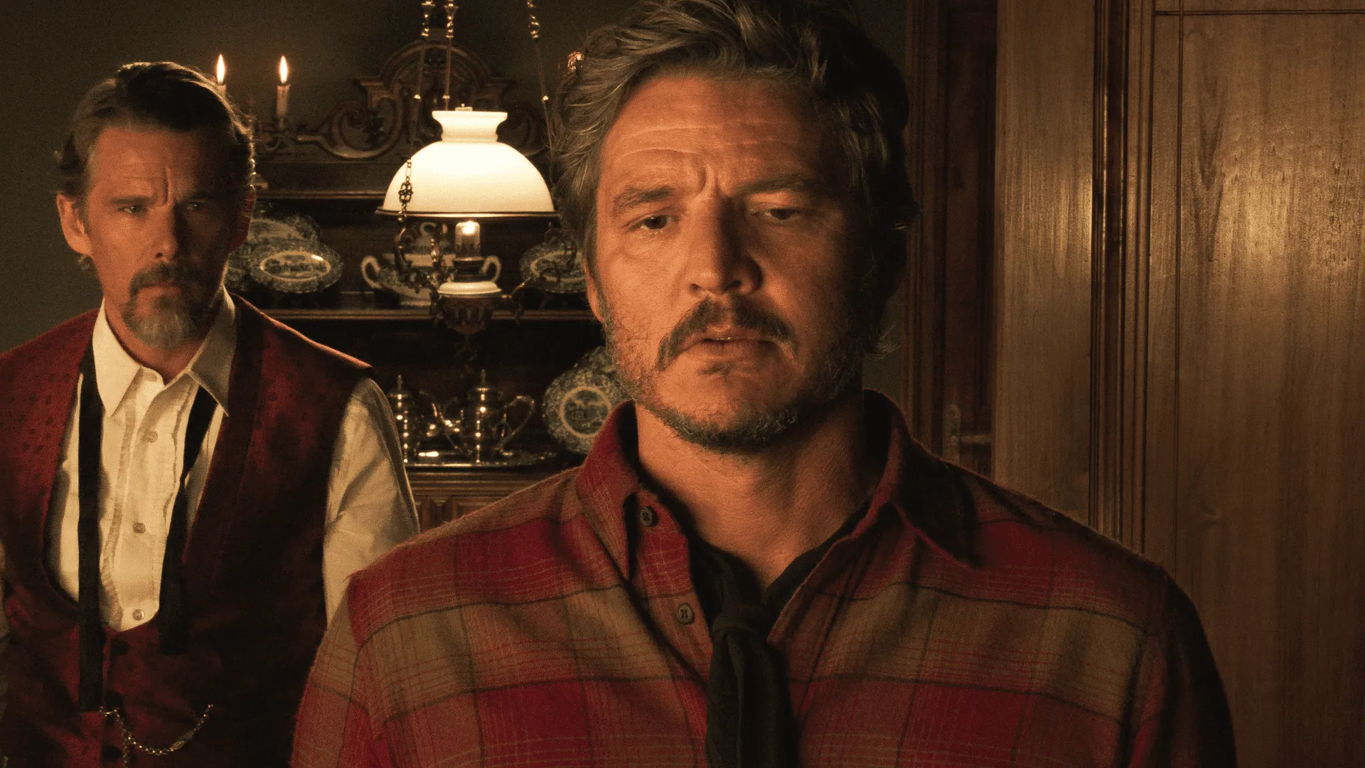 Crítica de ‘Extraña forma de vida’ el mediometraje de Pedro Almodóvar con Ethan Hawke y Pedro Pascal