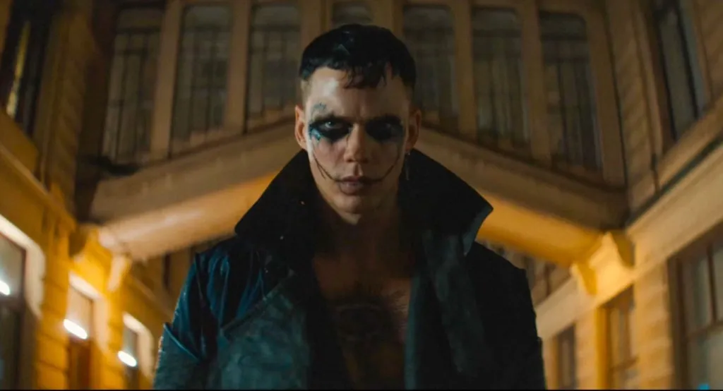 Crítica de 'El cuervo' ('The Crow'), fallido remake con Bill Skarsgard