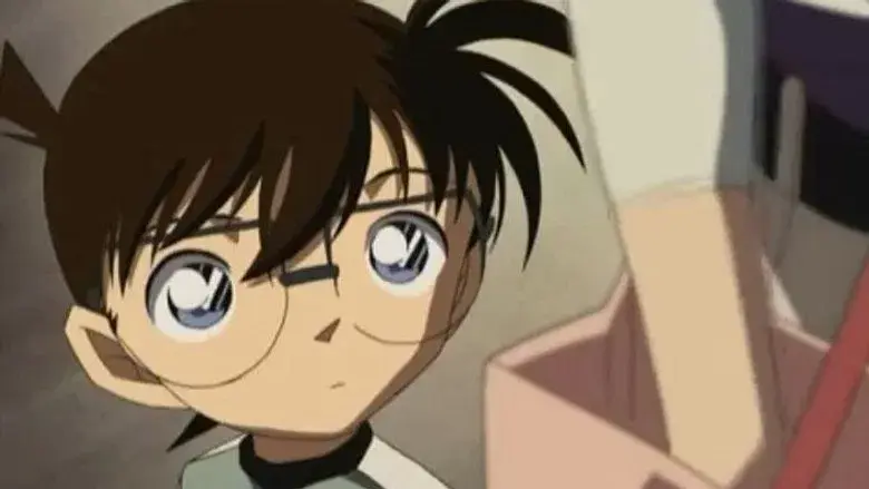 OVA 06: ¡Persigan el diamante desaparecido! ¡Conan, Heiji vs Kid!
