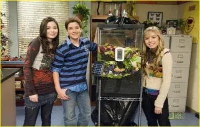 iCarly tiene armas nucleares