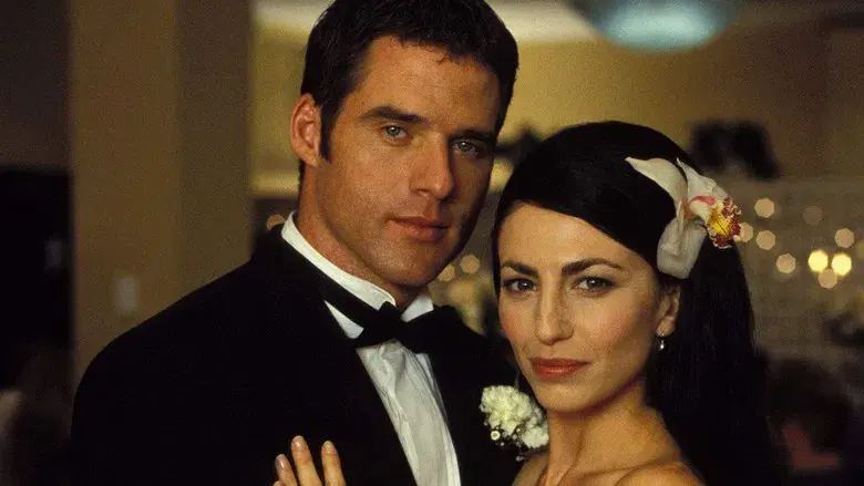 Perro con dos huesos