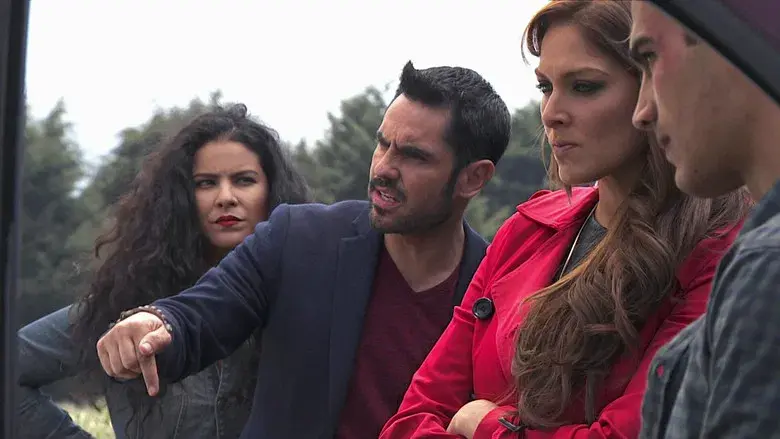 El Indio se enfrenta al Teca Martínez