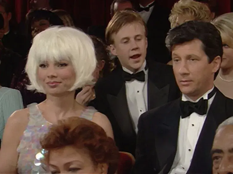 La niñera y el productor