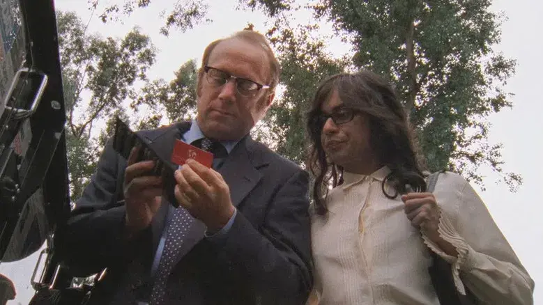 Chuck contra el hombre guardado