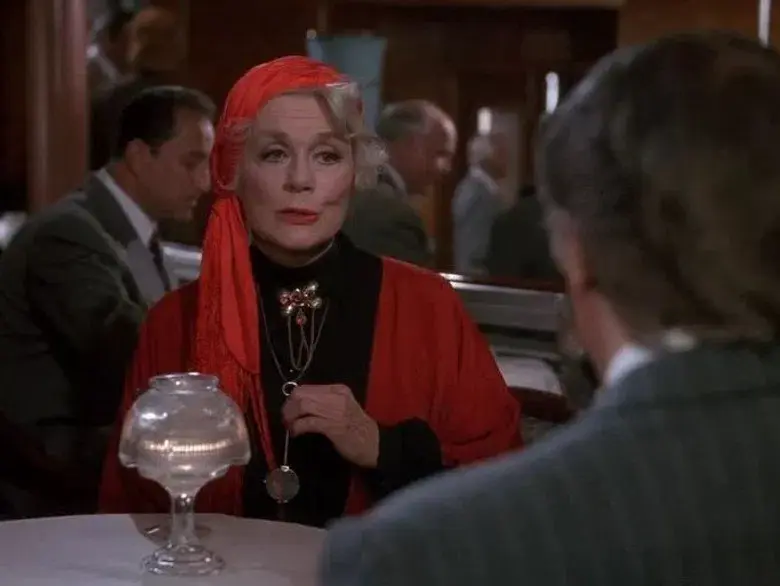 La anciana gran dama