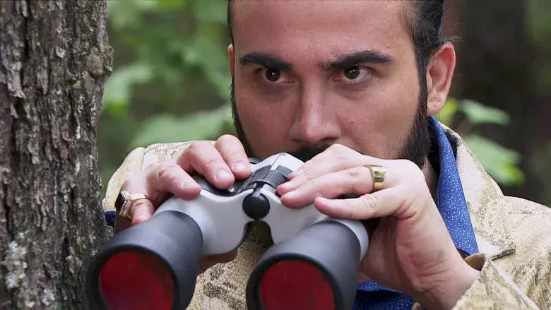 Sara se encuentra con Alfredo