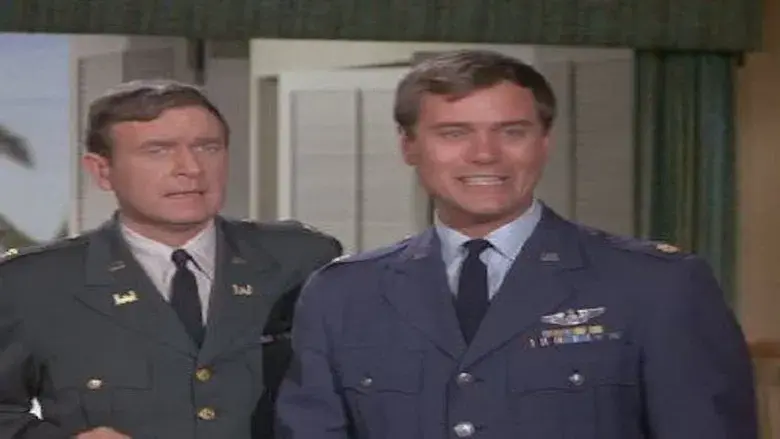 Jeannie entra al banco