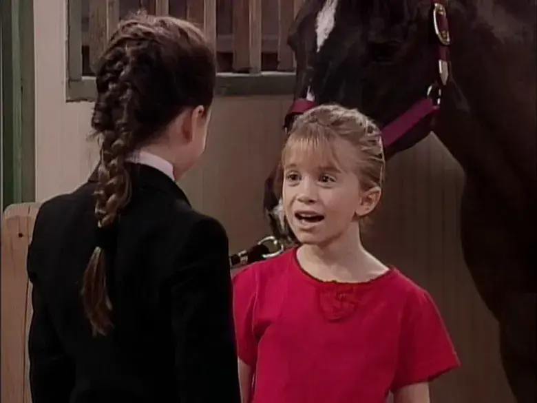 Michelle cabalga de nuevo I