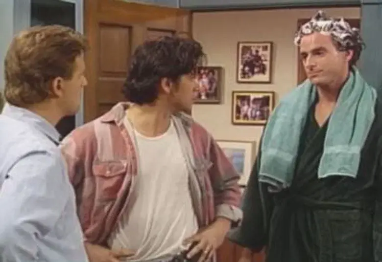 El agujero en la pared