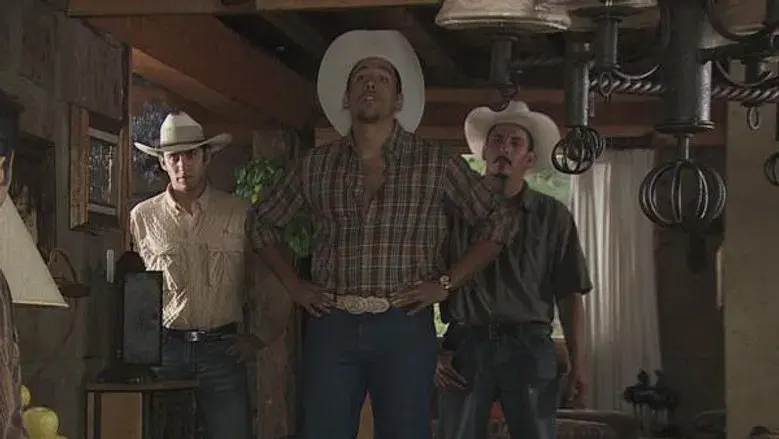 Ximena le confiesa al Turco que no es feliz con Aurelio