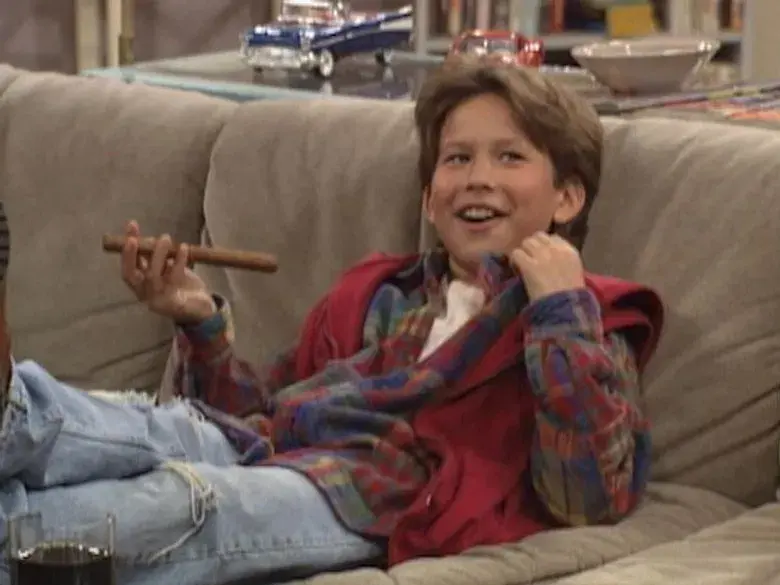 Lanza Tres Tiros Para Marcar Dos