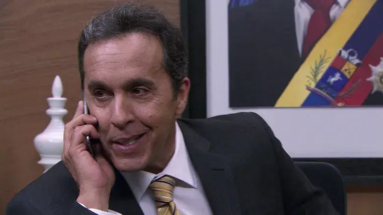 Aurelio seduce a La Tata