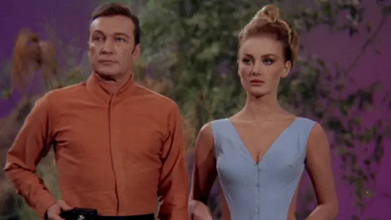 Con cualquier otro nombre