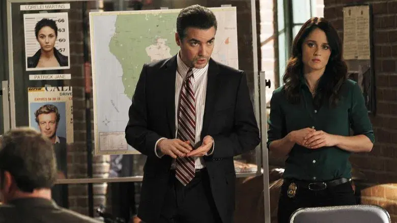 Velas rojas al atardecer