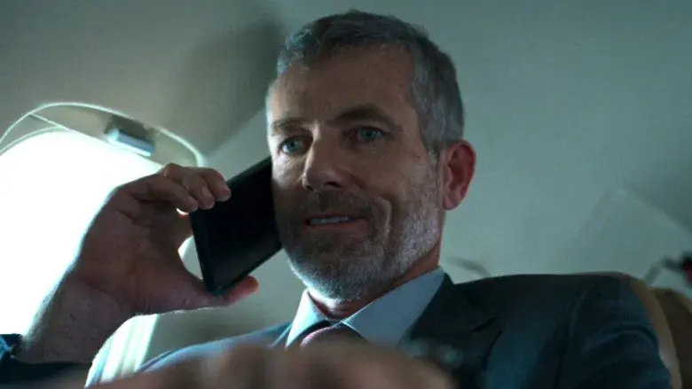 Manzano busca salvar su pellejo