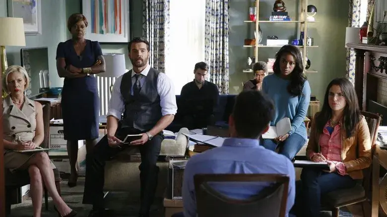 Sonríe o a la cárcel