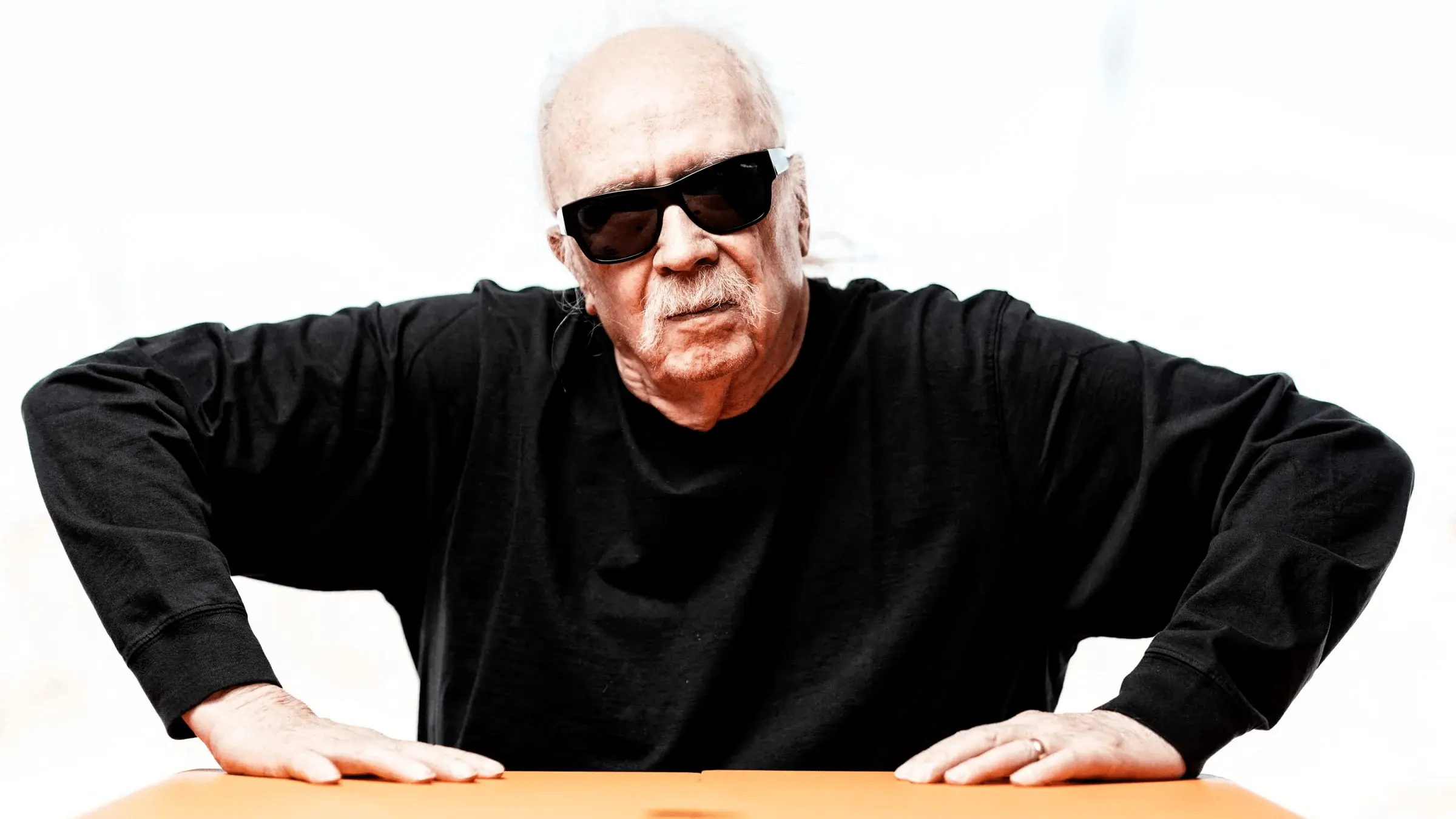 John Carpenter dejó la puerta abierta para dirigir: «Estoy trabajando en un par de cosas»