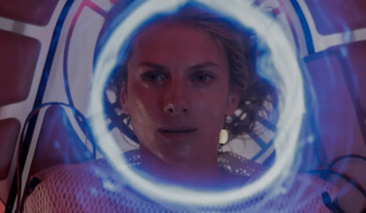 Netflix liberó el tráiler de 'Oxygen', con Mélanie Laurent