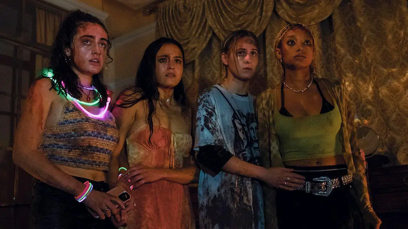 Se reveló el tráiler oficial de 'Bodies Bodies Bodies', lo nuevo de A24