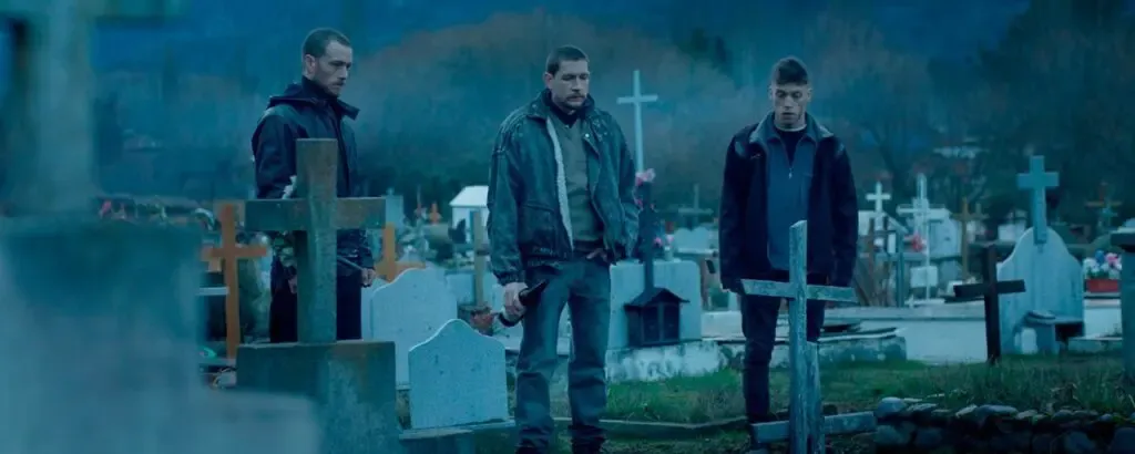 Crítica de ‘Tres Hermanos’, de Francisco J. Paparella: unidos por la violencia