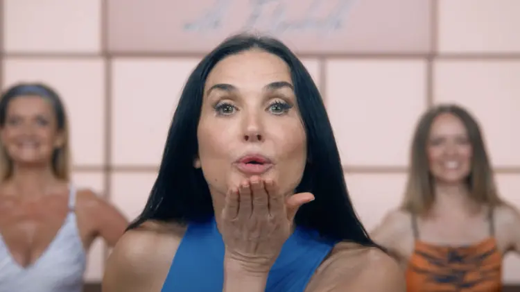 Crítica de 'La sustancia' ('The Substance'), la salvaje película de Coralie Fargeat